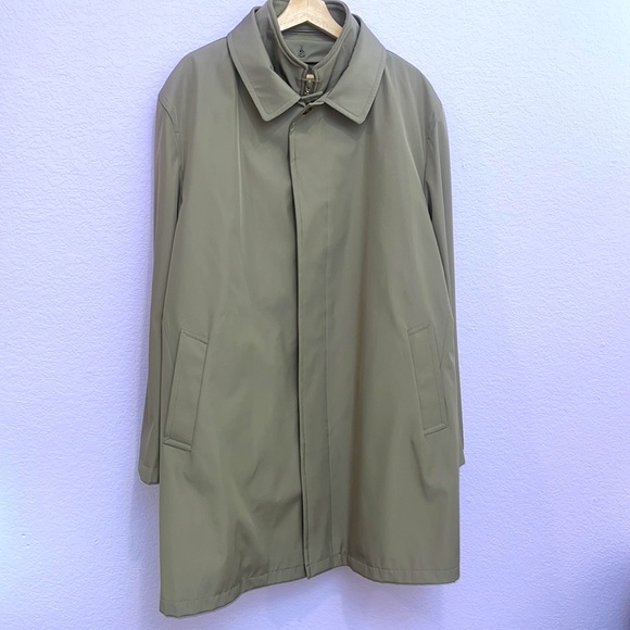 Jos A Bank Lined Trench Overcoat  Mens 46R Travelers Collection beige EUC - Picture 3 of 11